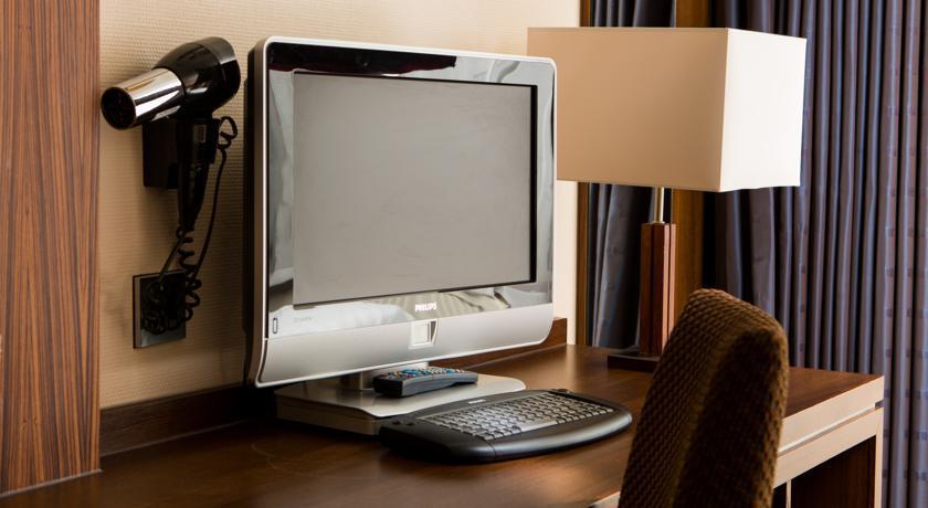 Mercure London Watford Hotel Екстериор снимка